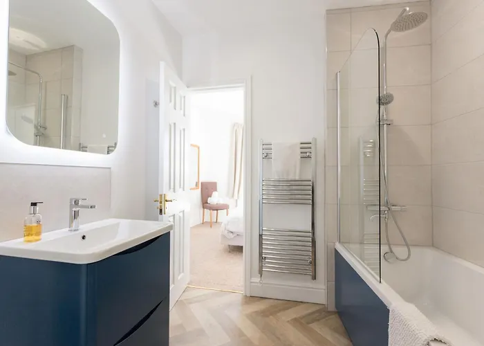 Semesterbostad Dale House