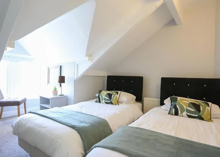 Holiday home Dale House