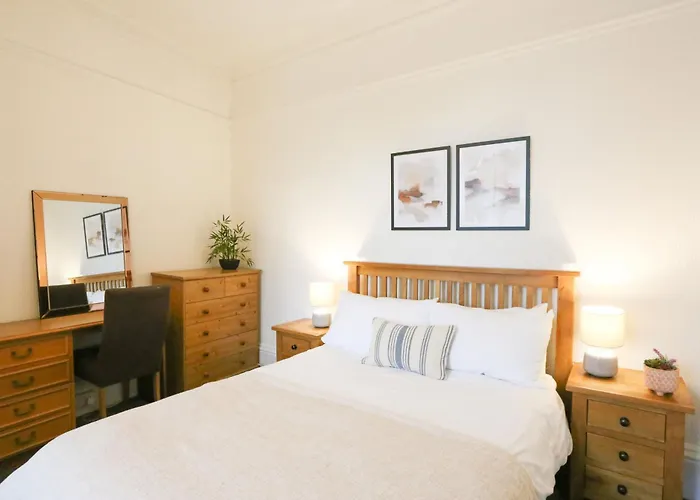 Dale House Holiday home