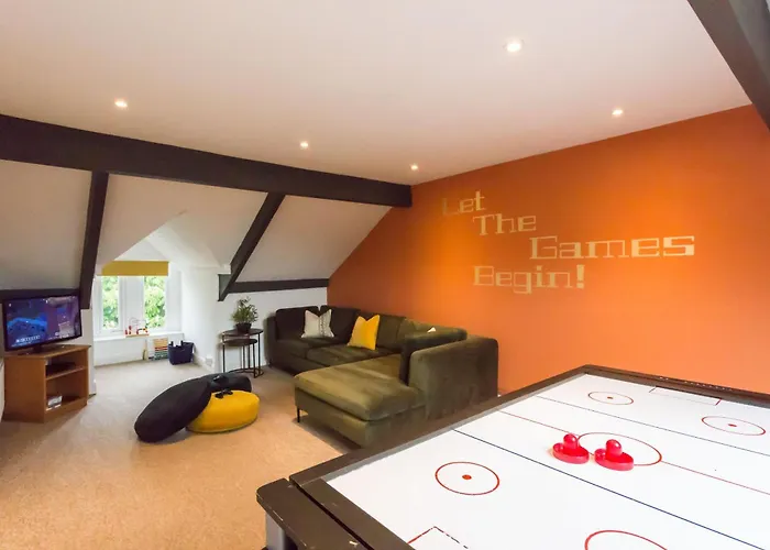 Holiday home Dale House