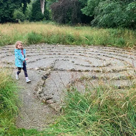 בית נופש Dale House *